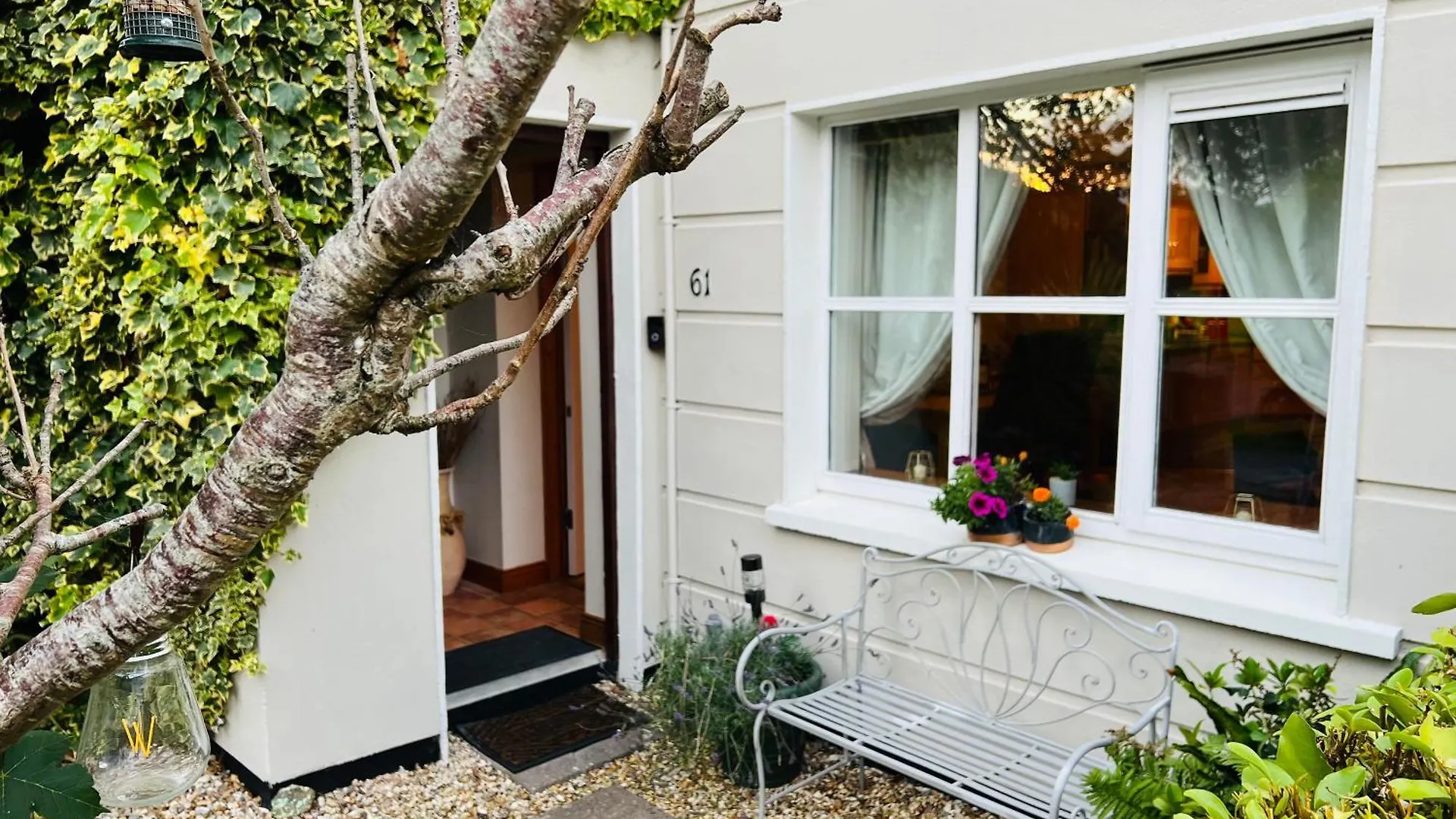 Fernway Residence Entire Property Cork 0*,  Ireland